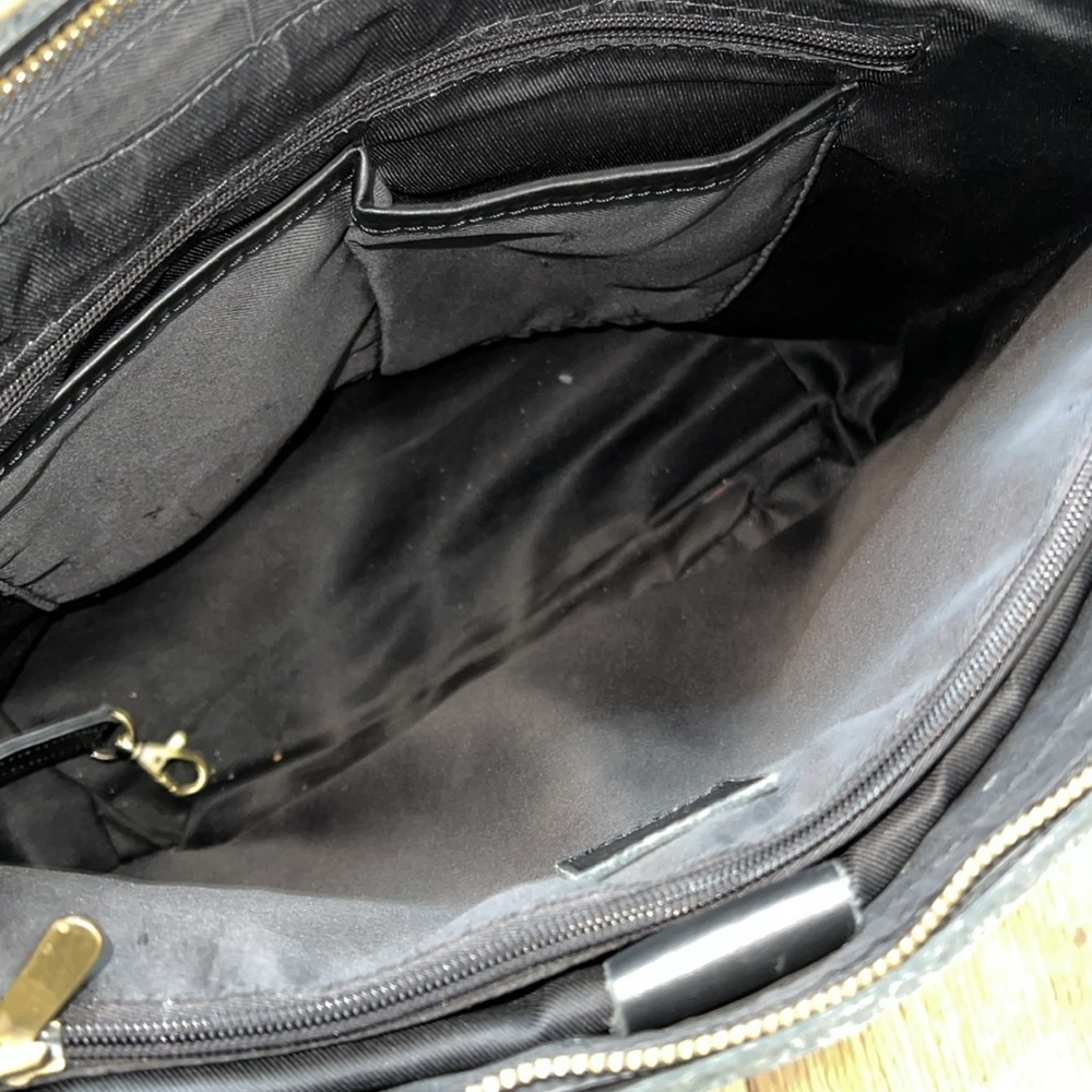 Montana Hudson Harper Leather Zip Tote in Black - Picture 9 of 11